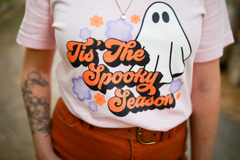 Tis’ The Spooky SeasonUnisex t-shirt